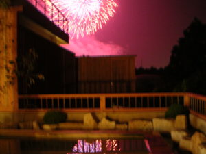 露天風呂からの花火